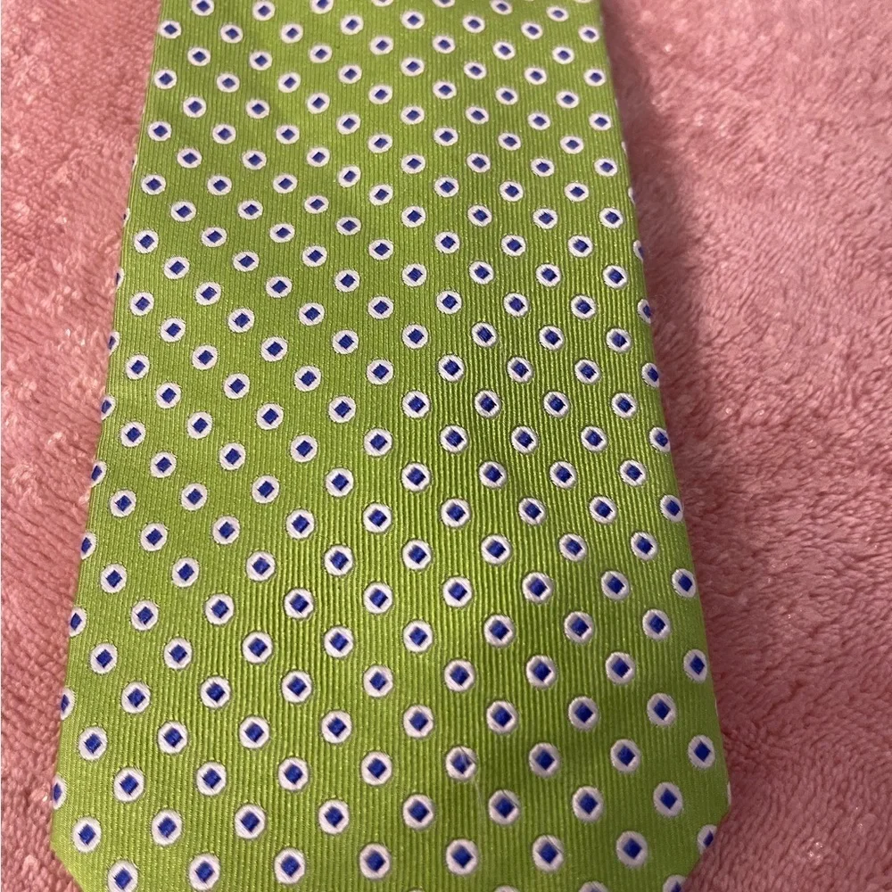 Chaps Green and White Polka Dot Tie